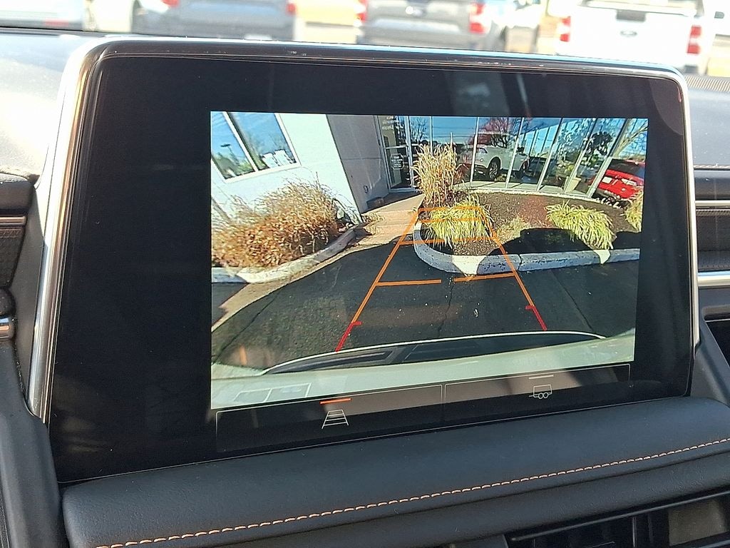 Used 2023 GMC Yukon XL AT4 SUV