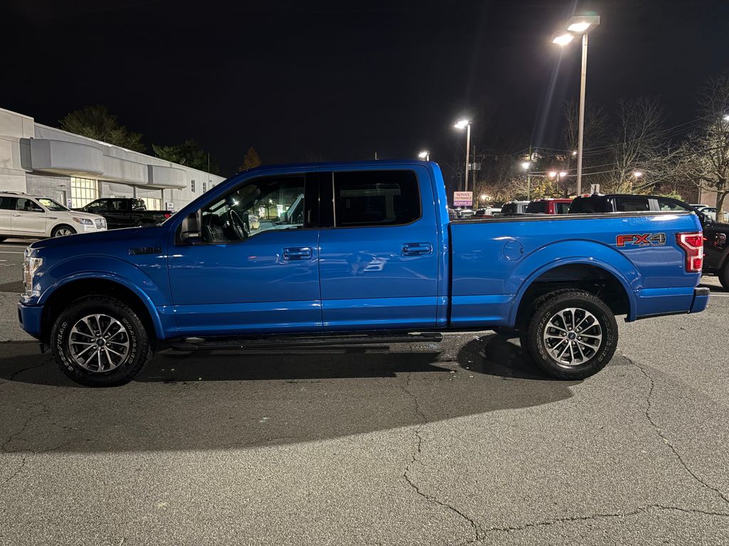 2019 Ford F-150 XLT photo 2