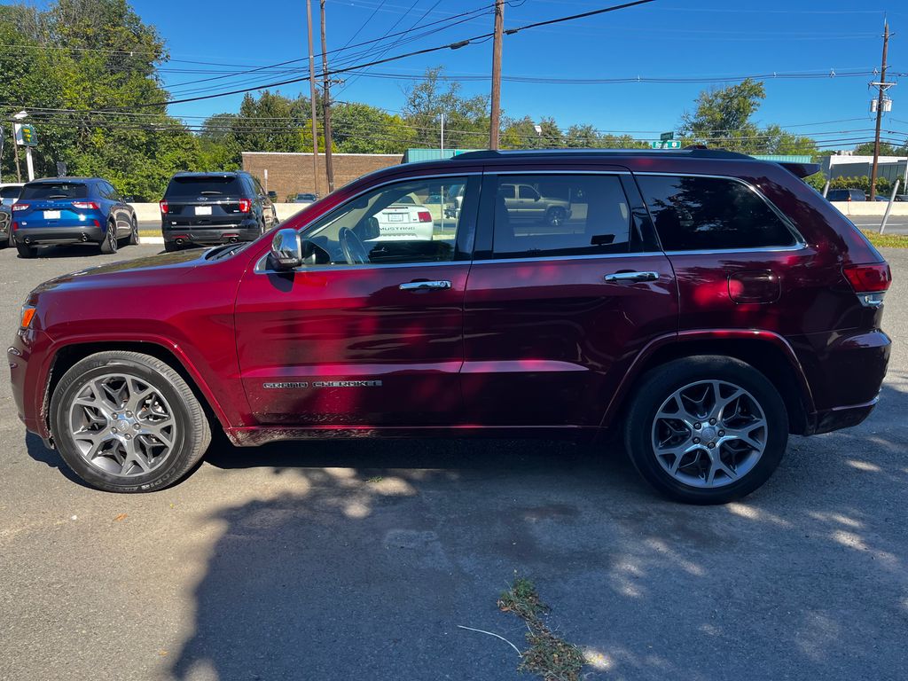 2021 Jeep Grand Cherokee Overland photo 3