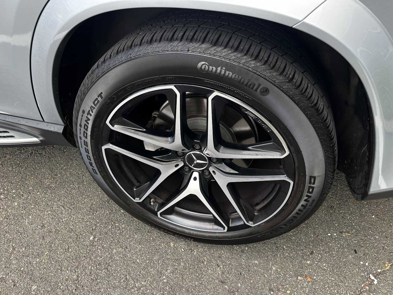 2024 Mercedes Benz GLE 53 AMG photo 4