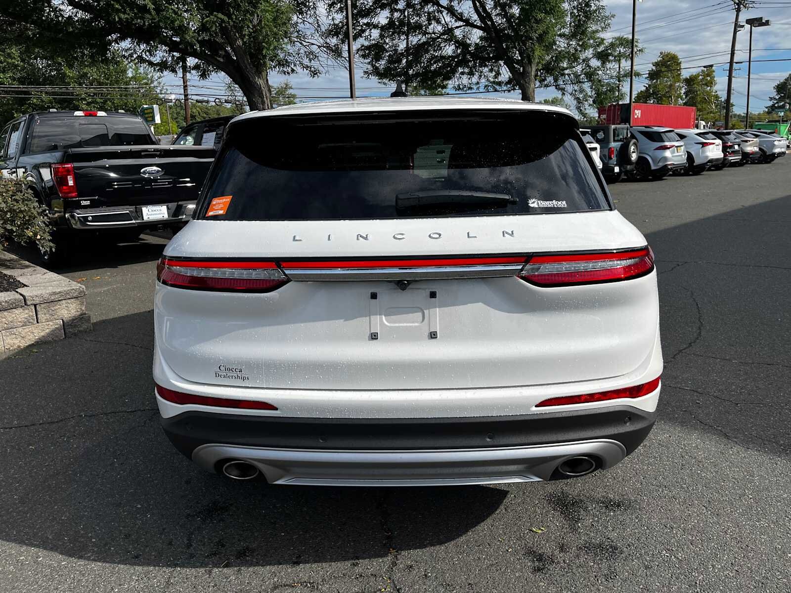 2023 Lincoln Corsair Standard photo 4