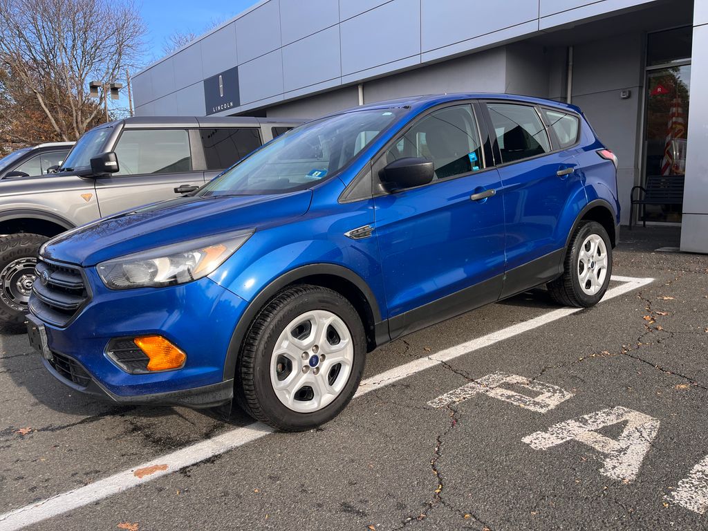2018 Ford Escape S photo 2