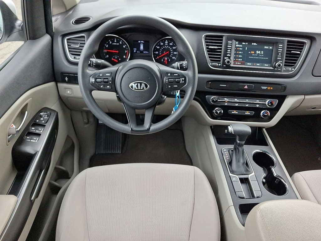 Used 2021 Kia Sedona LX Van Passenger Van