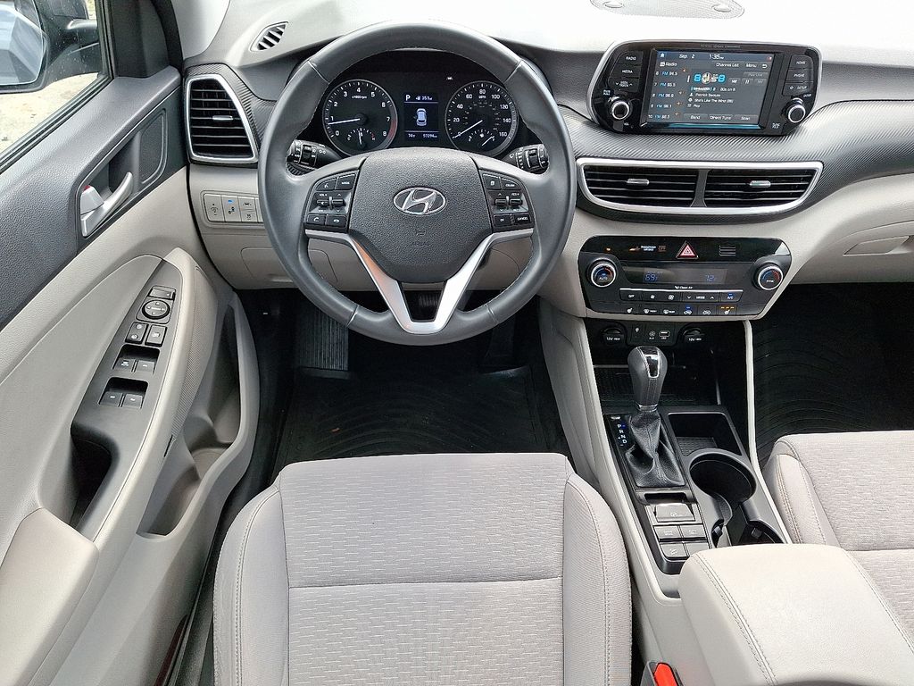 2021 Hyundai Tucson Sport photo 2