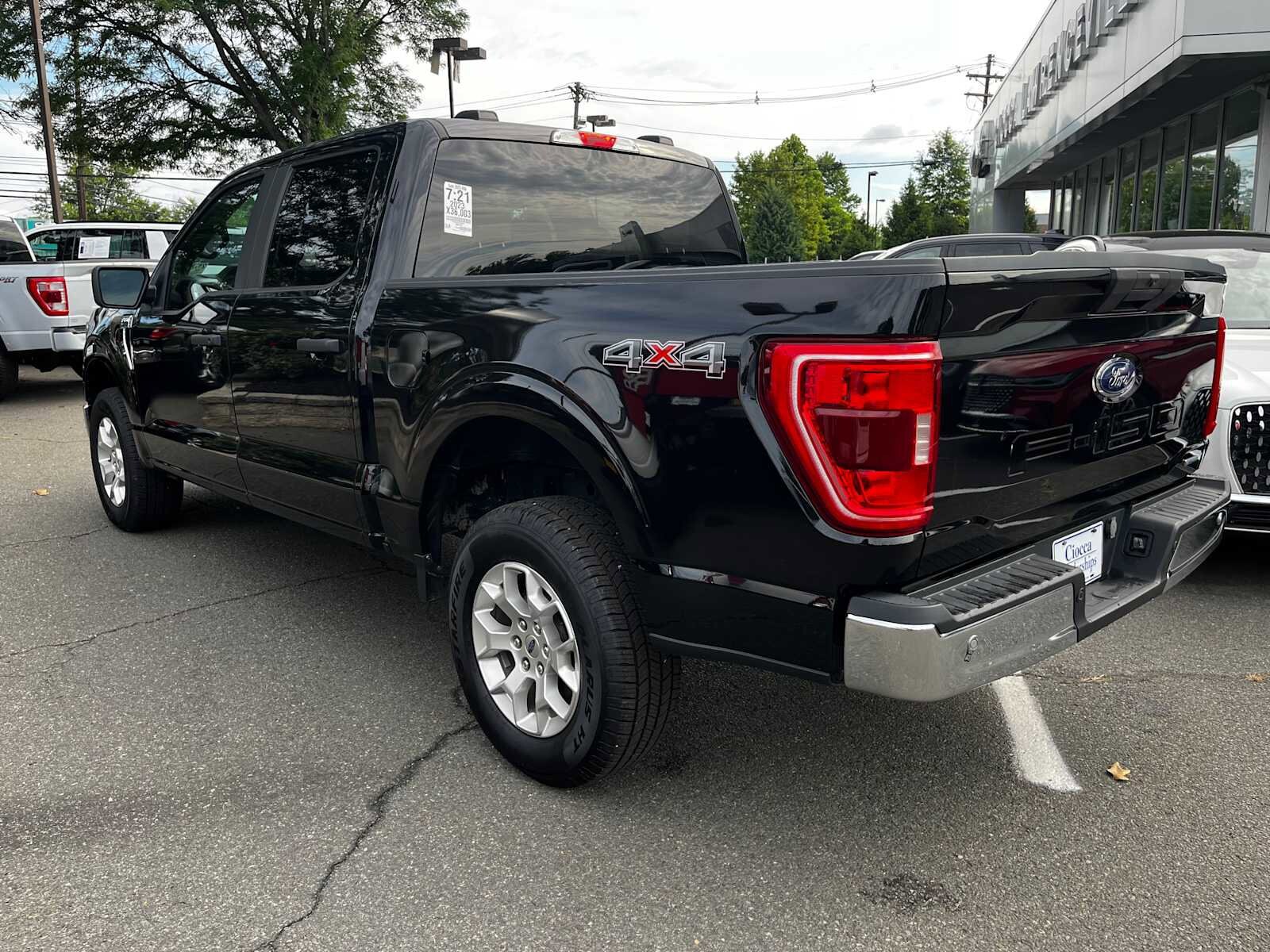 2023 Ford F-150 XLT photo 4