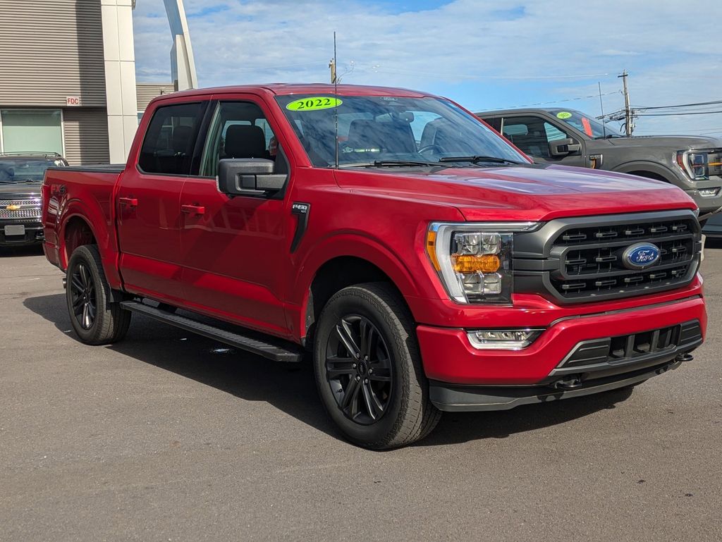 2022 Ford F-150 XLT photo 3
