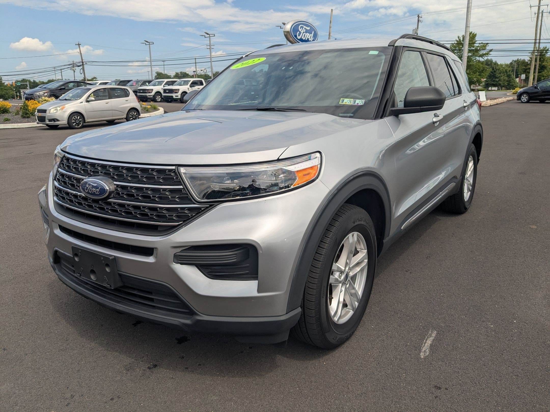 2022 Ford Explorer XLT photo 3