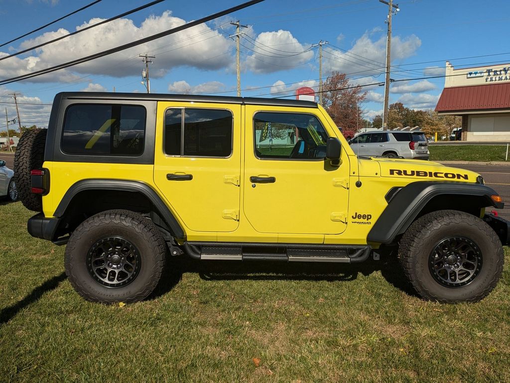 2022 Jeep Wrangler Unlimited Rubicon photo 3
