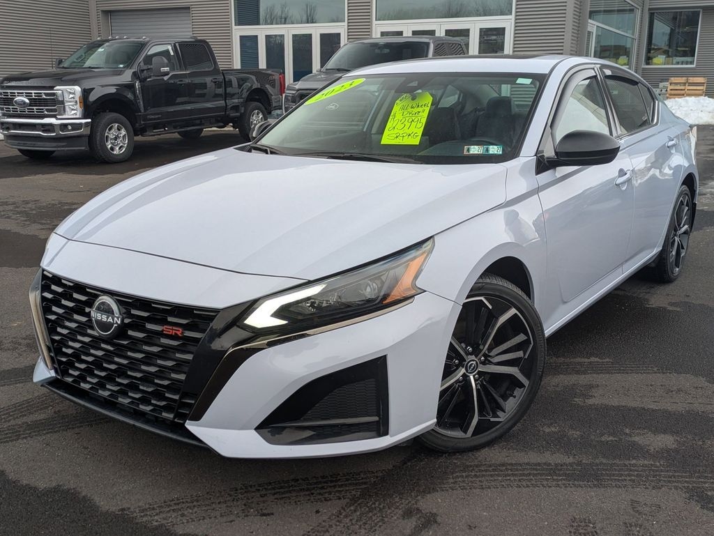 Used 2023 Nissan Altima 2.5 SR Sedan