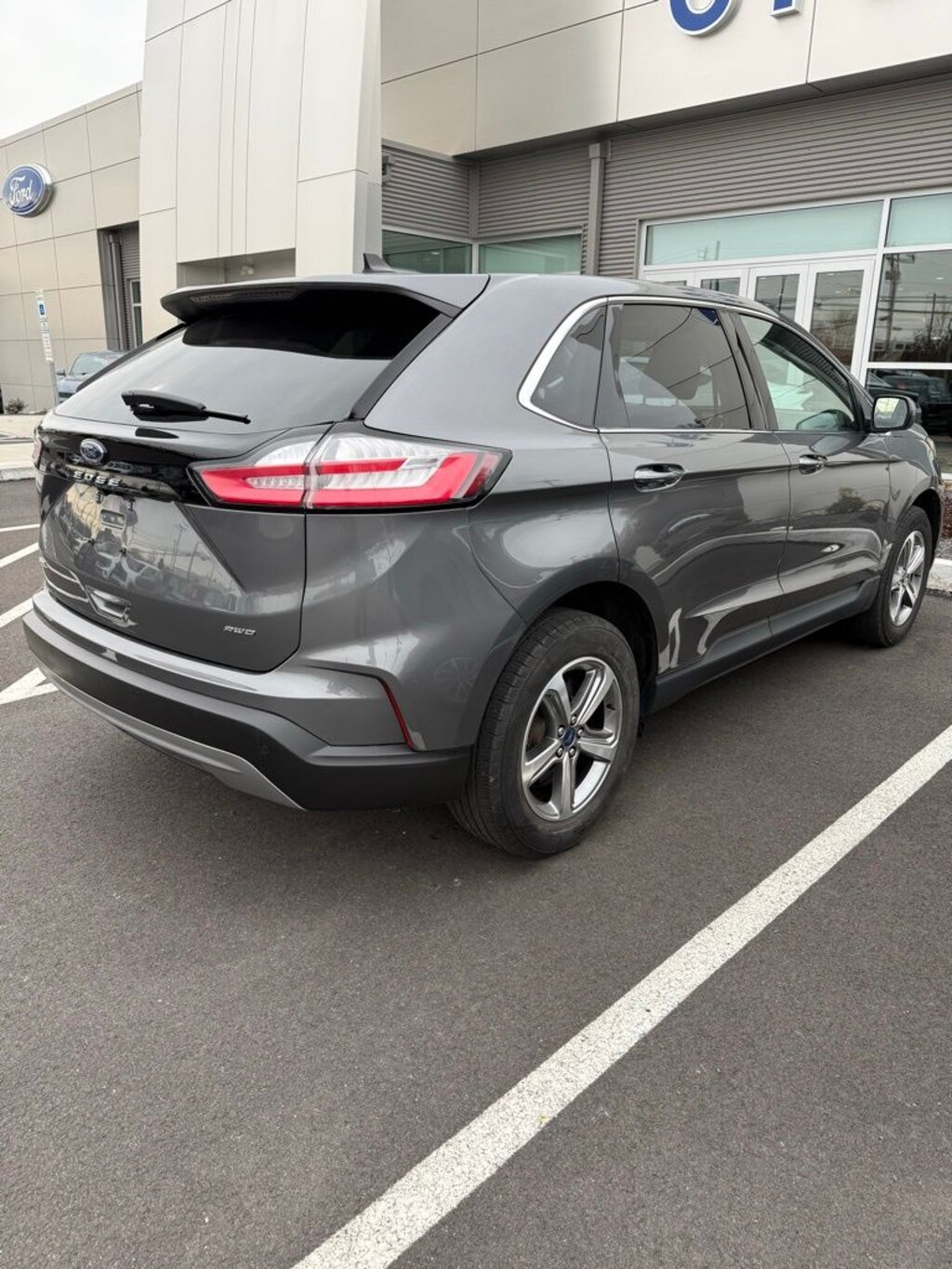 Used 2022 Ford Edge SEL SUV