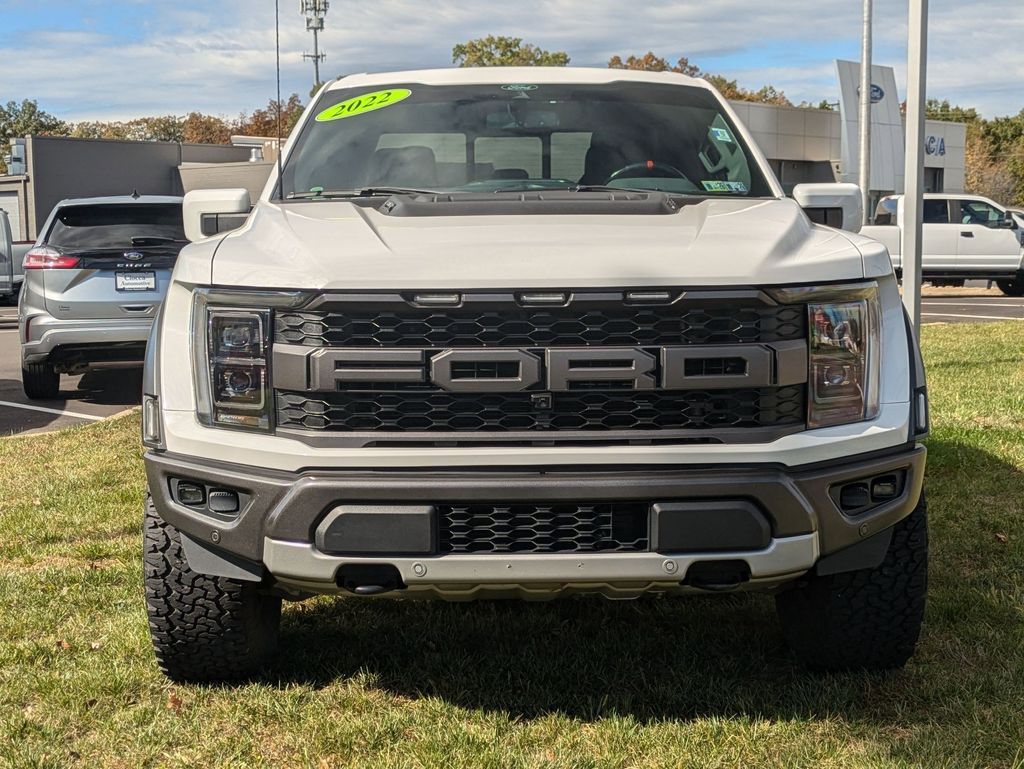 2022 Ford F-150 Raptor photo 2