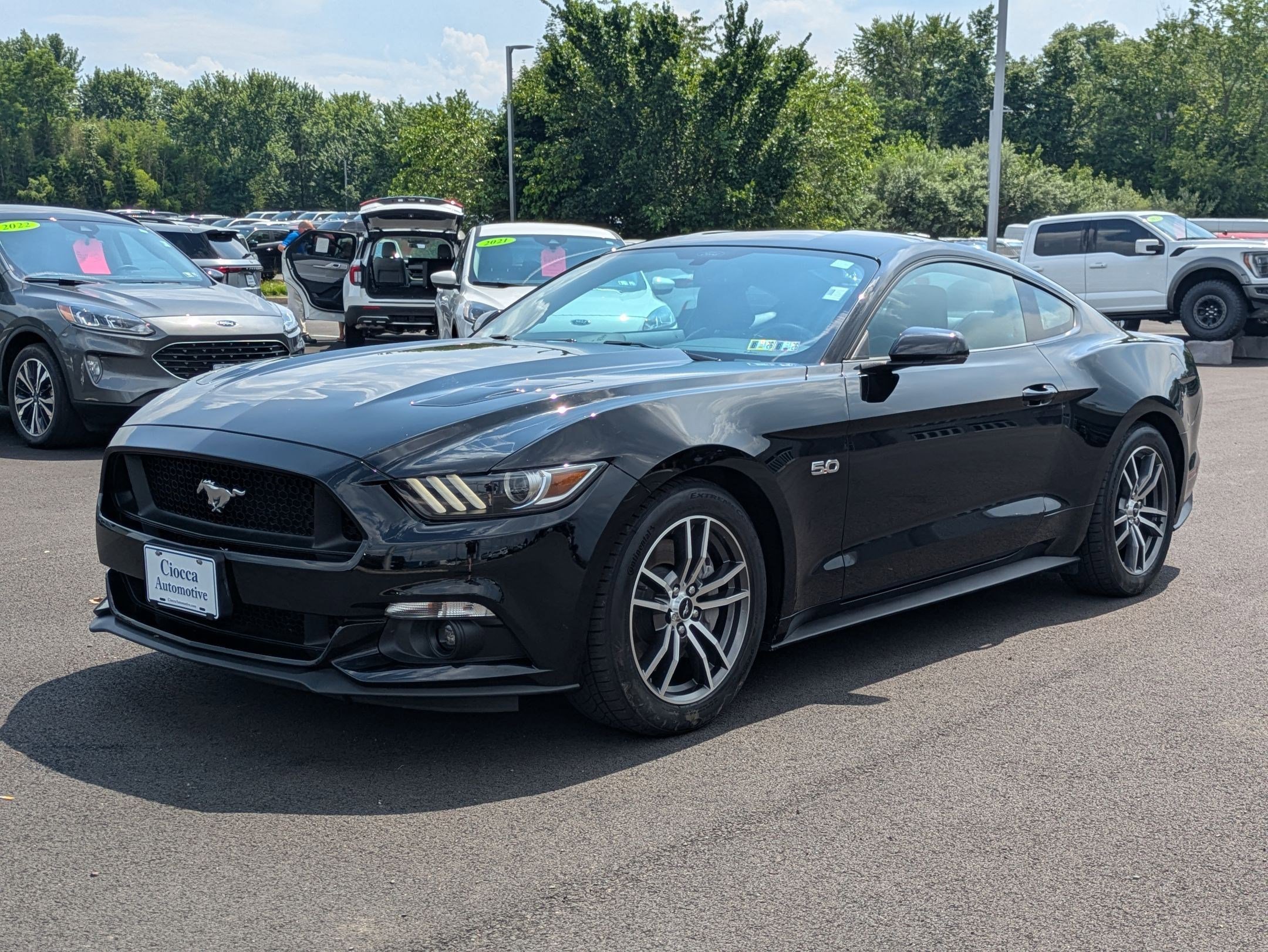 2017 Ford Mustang GT Premium photo 3
