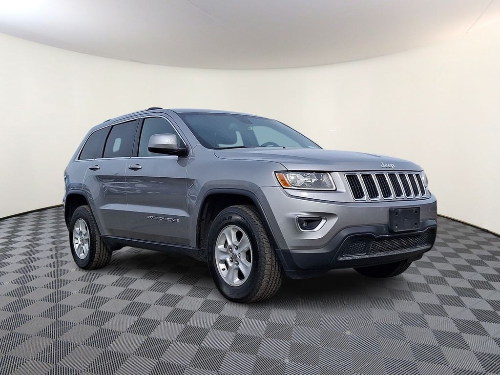 Used 2015 Jeep Grand Cherokee Laredo SUV
