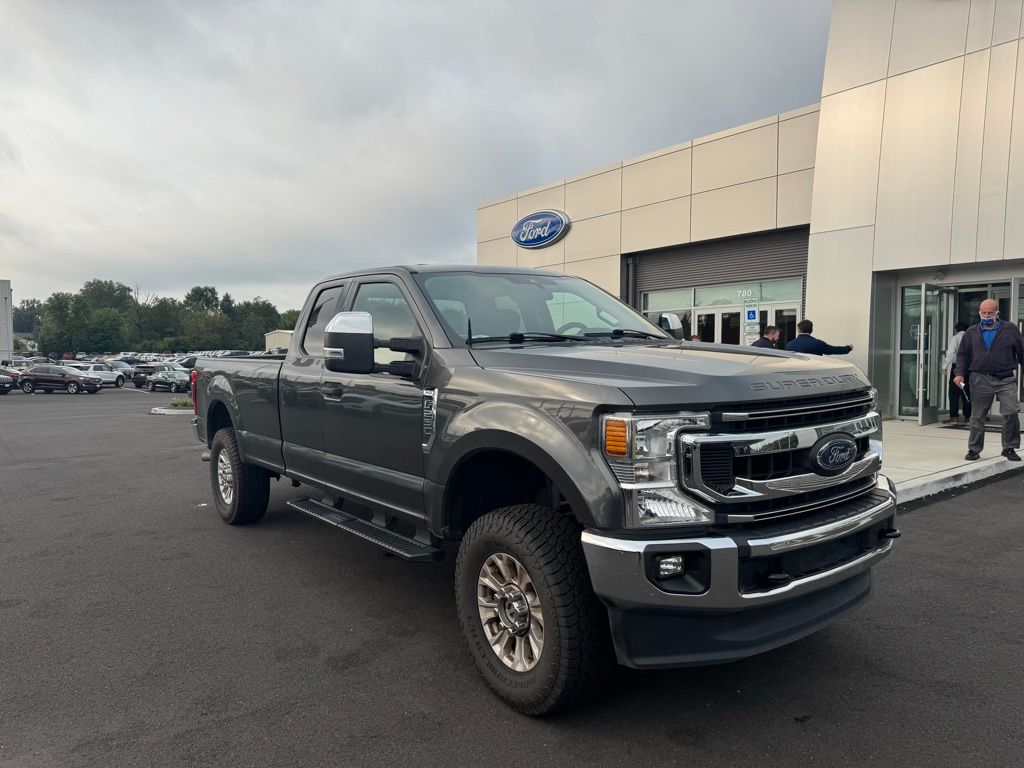 2020 Ford F-250 XLT photo 2