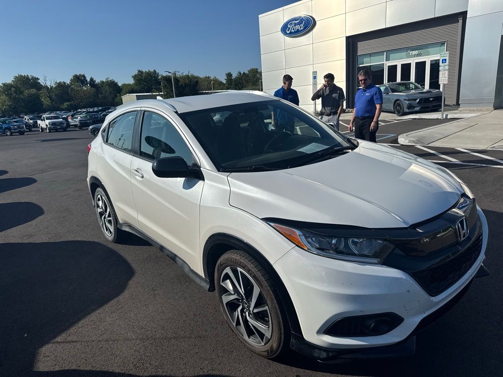 2020 Honda HR-V Sport photo 3