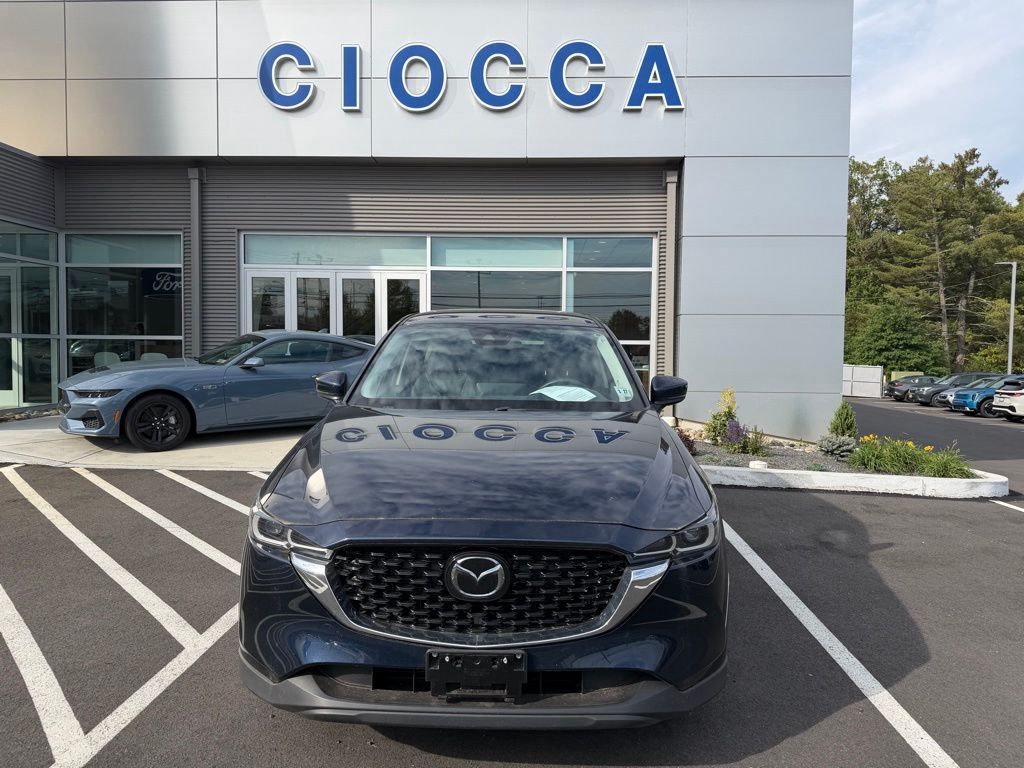 2022 Mazda CX-5 2.5 Select photo 2