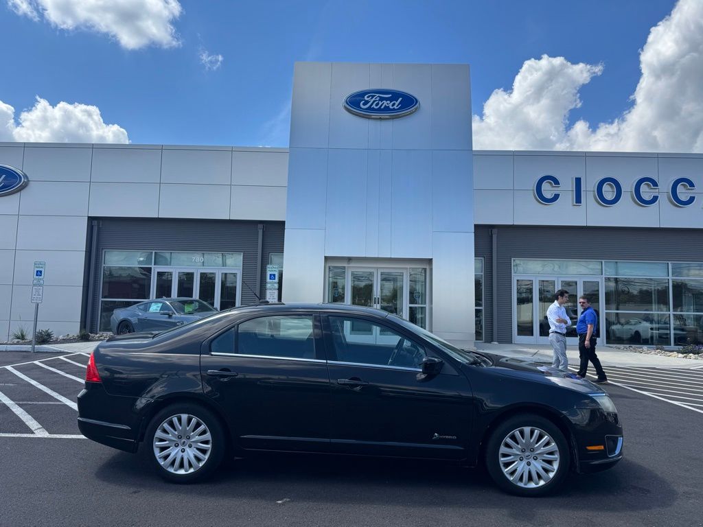 2010 Ford Fusion Hybrid photo 3