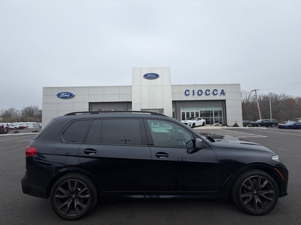 2021 Bmw X7 M50i photo 4