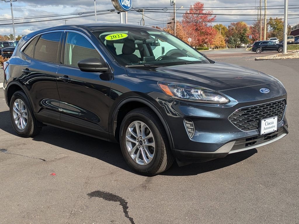 Used 2022 Ford Escape SE SUV