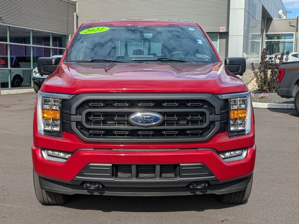 2022 Ford F-150 XLT photo 2