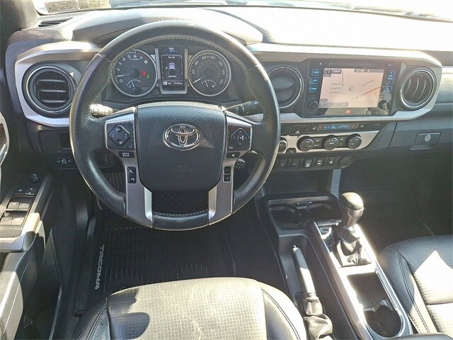 2019 Toyota Tacoma Limited photo 2