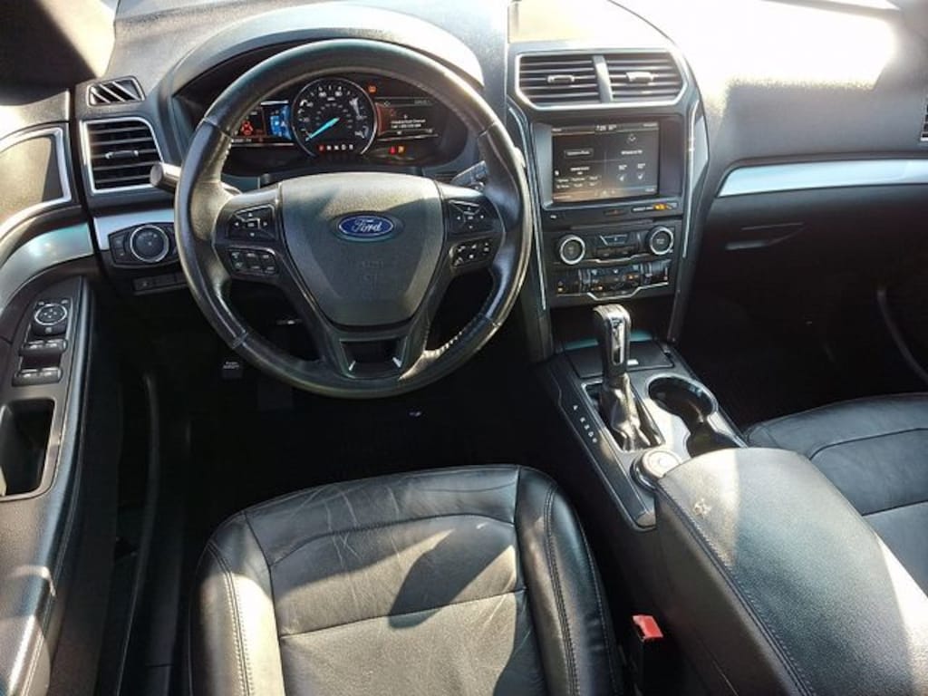 Used 2016 Ford Explorer XLT SUV