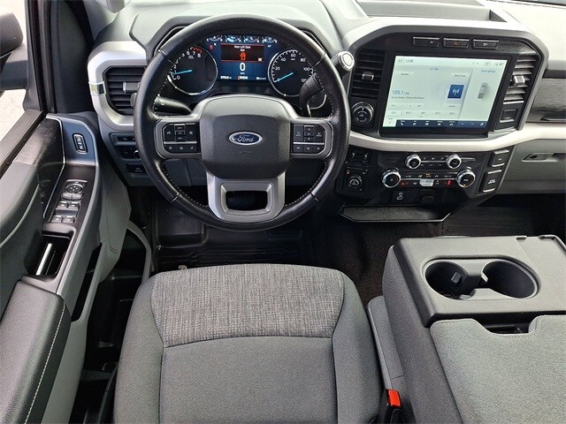 2022 Ford F-150 XLT photo 2