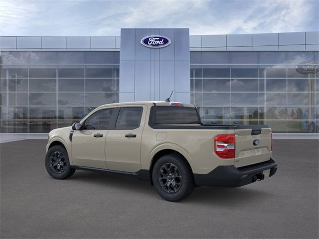 New 2025 Ford Maverick XLT Truck SuperCrew