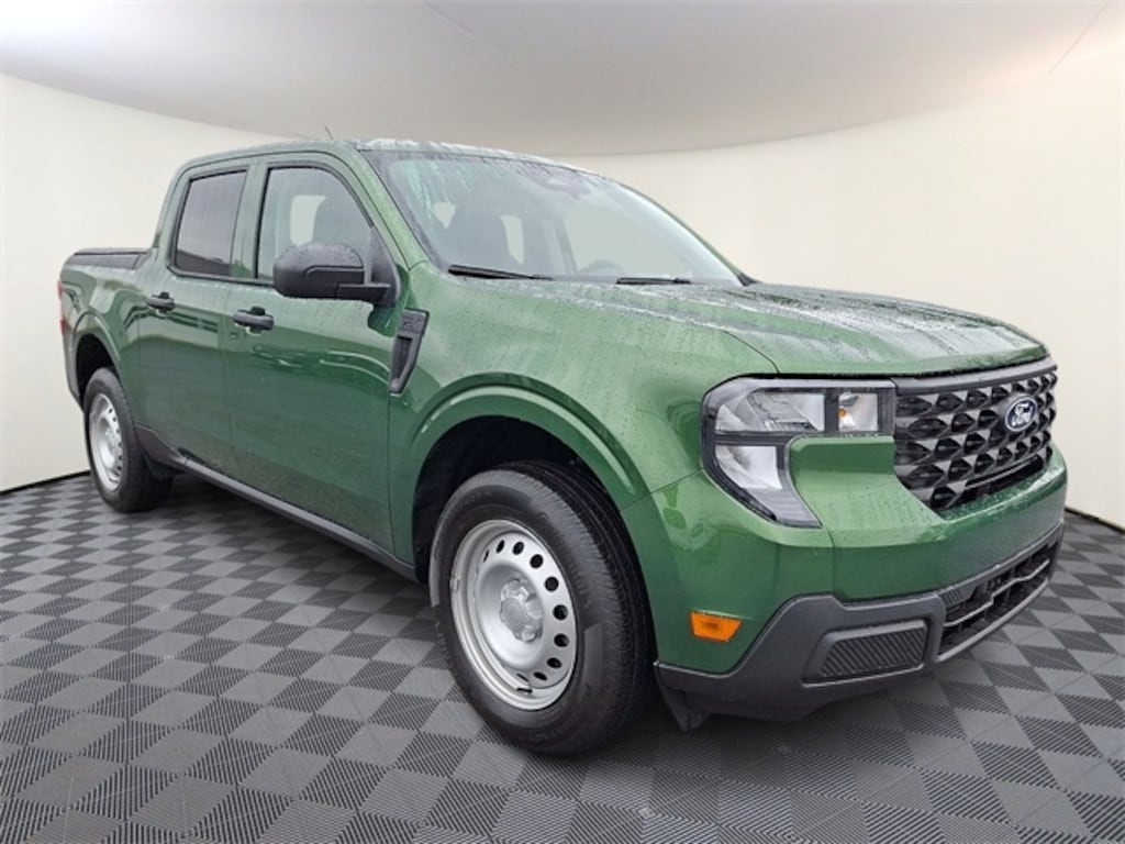 Used 2025 Ford Maverick XL Truck SuperCrew
