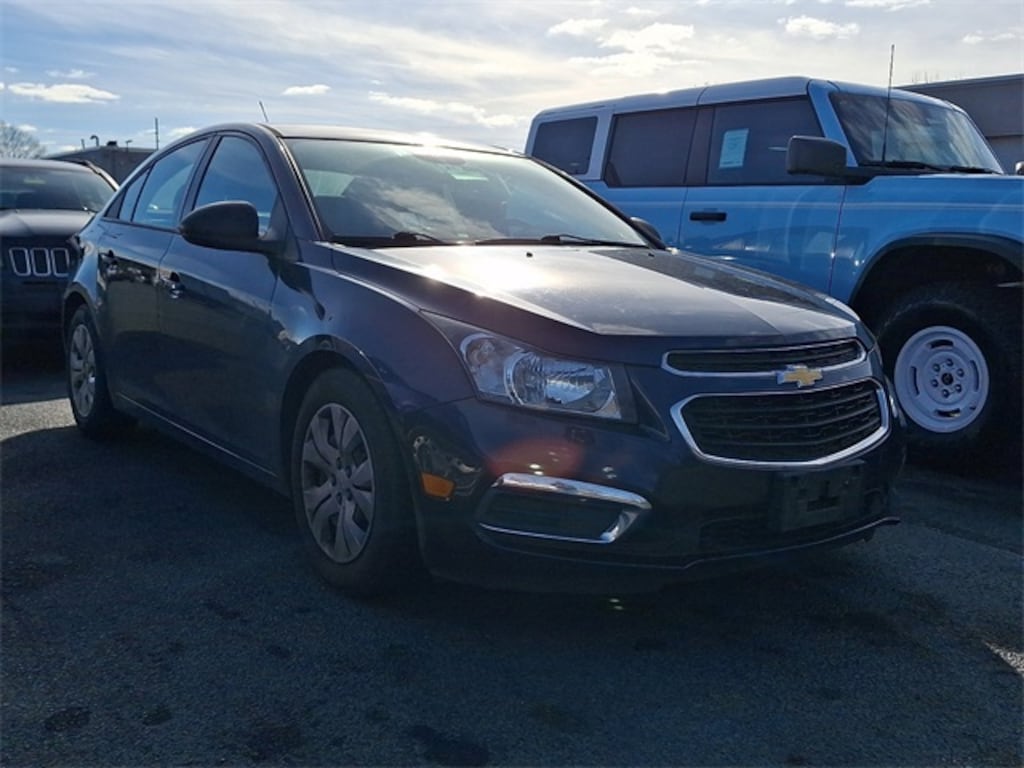 Used 2015 Chevrolet Cruze LS Sedan