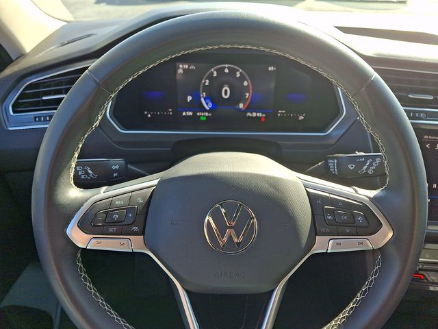 2023 Volkswagen Tiguan SE - Photo 18