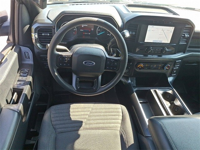 2022 Ford F-150 XL photo 2
