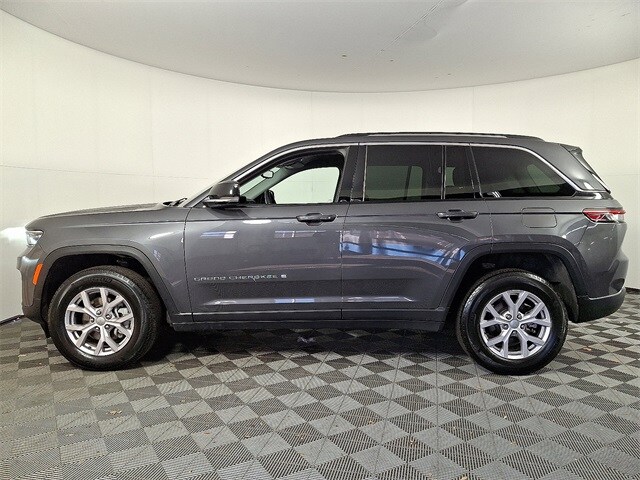 2022 Jeep Grand Cherokee Limited photo 4