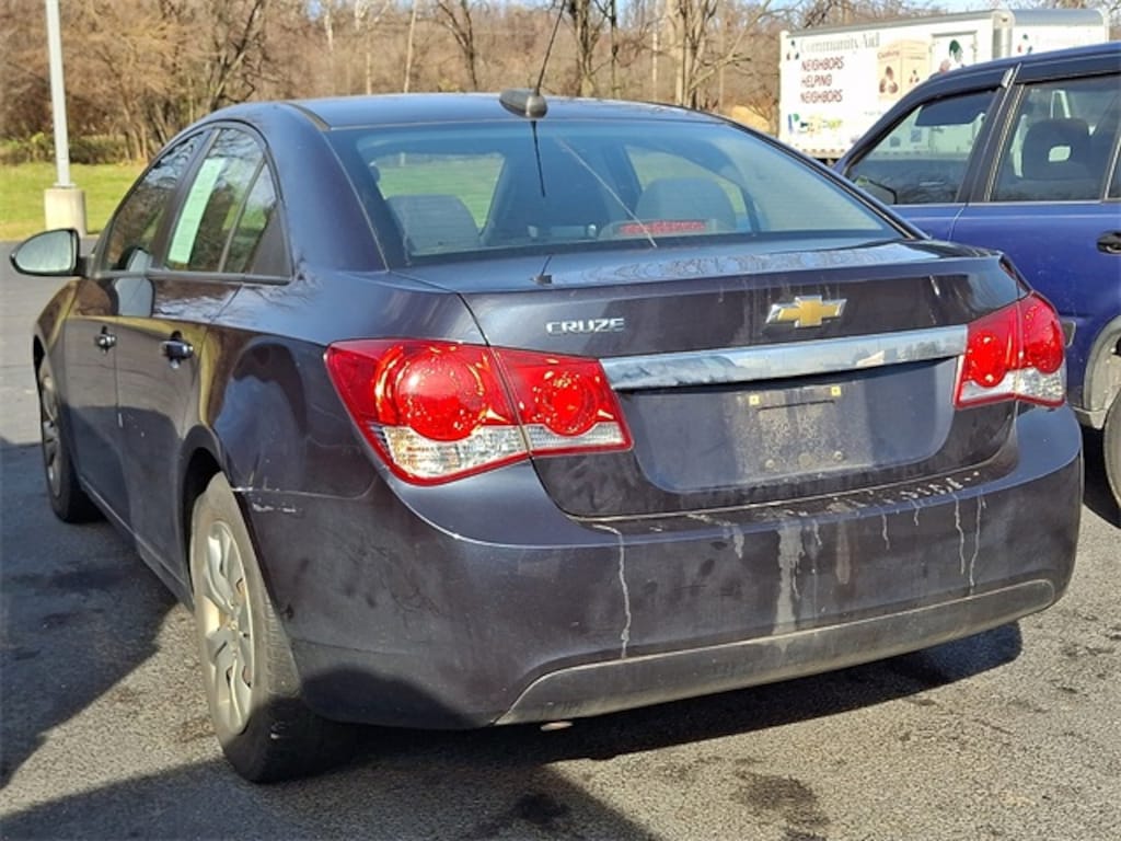 Used 2015 Chevrolet Cruze LS Sedan