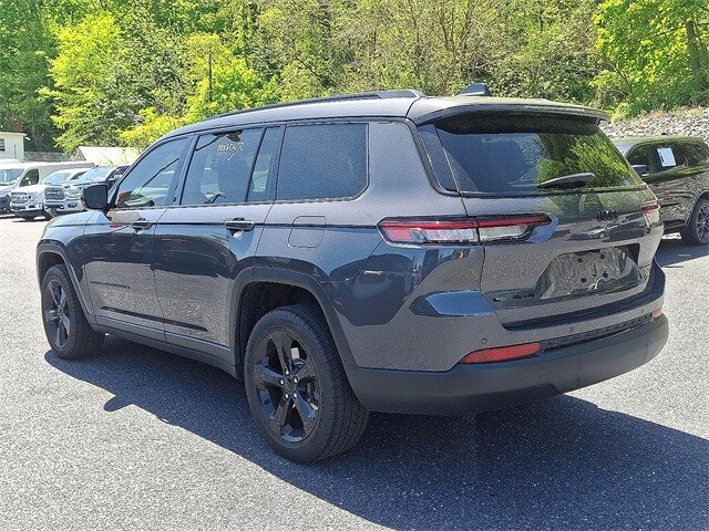 2022 Jeep Cherokee Laredo photo 4