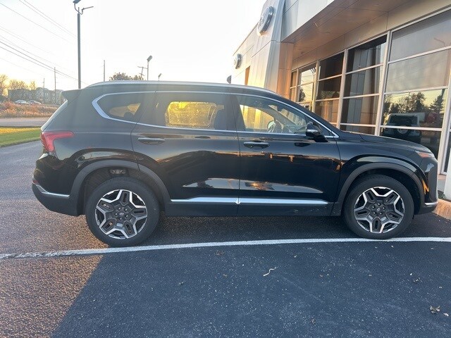 2023 Hyundai Santa Fe Limited photo 2