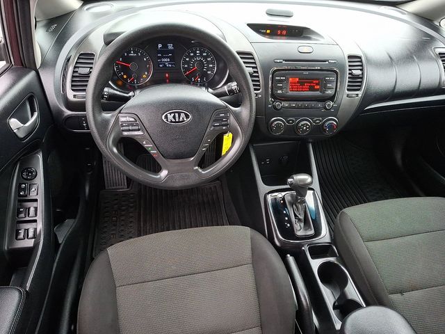 Used 2018 Kia FORTE LX with VIN 3KPFK4A76JE260130 for sale in York, PA