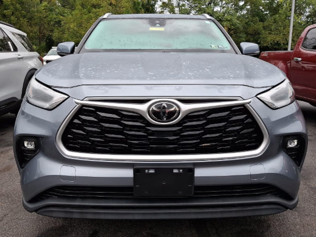 Used 2021 Toyota Highlander XLE SUV