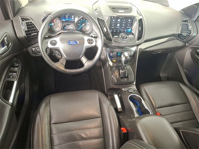 2016 Ford Escape Titanium photo 2