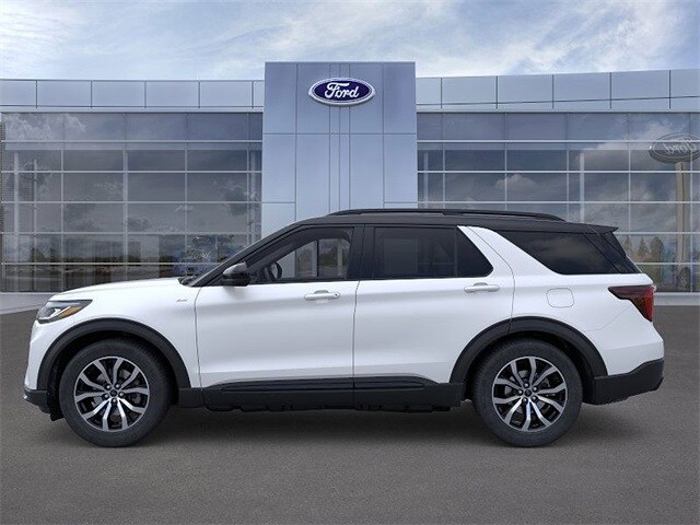 2025 Ford Explorer ST-Line photo 3