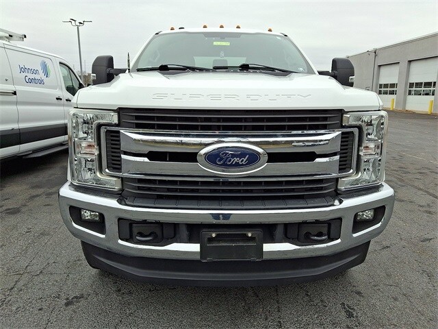 2017 Ford F-250 photo 2