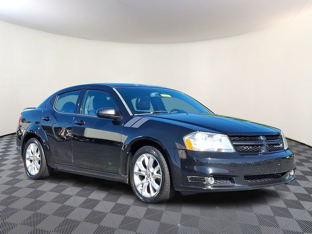 2014 Dodge Avenger R/T's photo