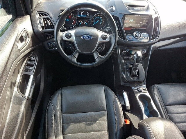 2014 Ford Escape Titanium photo 2