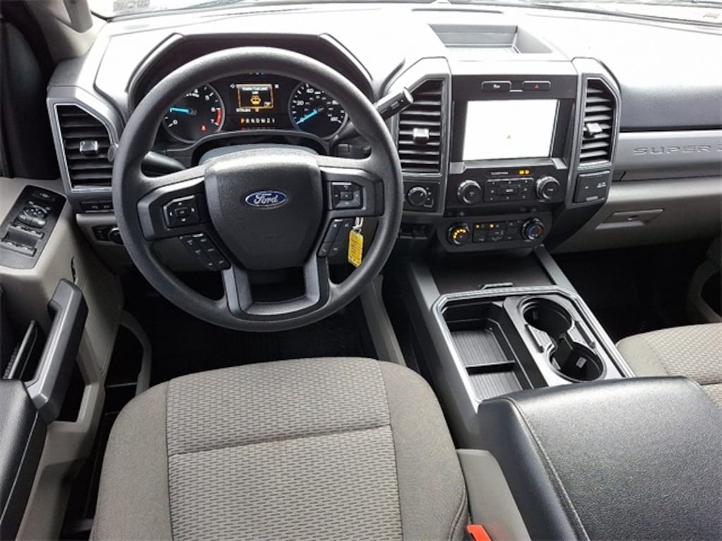 Used 2022 Ford F-250SD XLT Truck Crew Cab