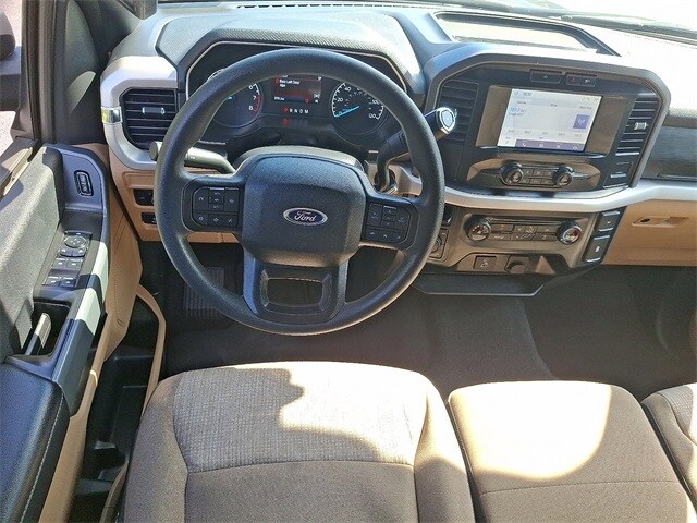2023 Ford F-150 XLT photo 2