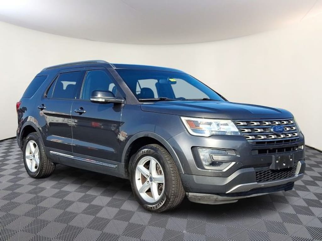 Used 2016 Ford Explorer XLT SUV