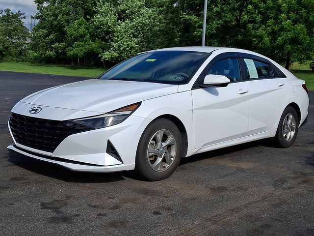 Used 2021 Hyundai Elantra SE with VIN 5NPLL4AG0MH041812 for sale in York, PA