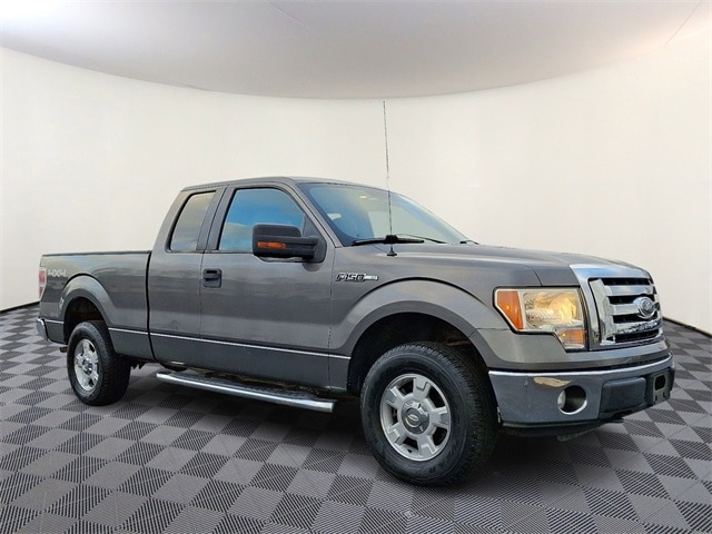 2010 Ford F-150 XLT's photo