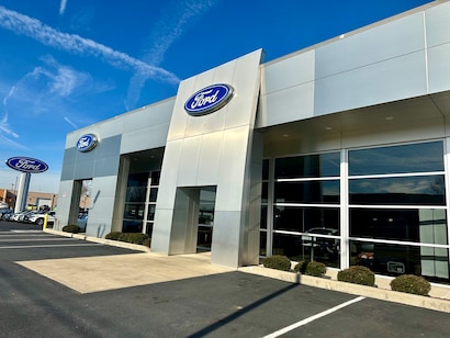 view of front of Ford store in York PA