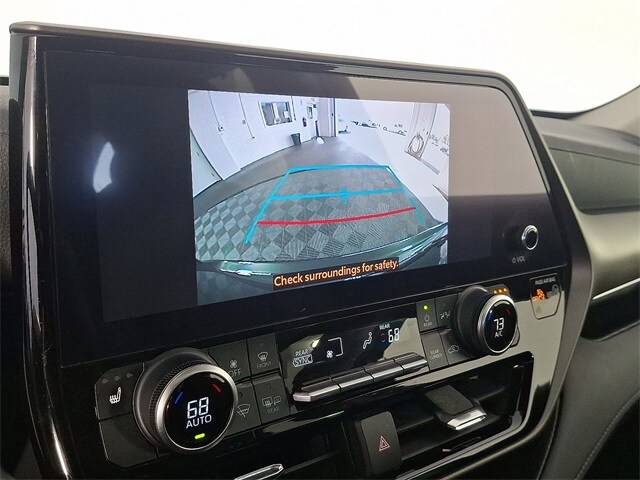 2023 Toyota Highlander Hybrid XLE photo 4